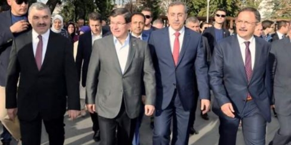 Davutoğlu, 11. Cumhurbaşkanı Gül'ün babaevini ziyaret etti