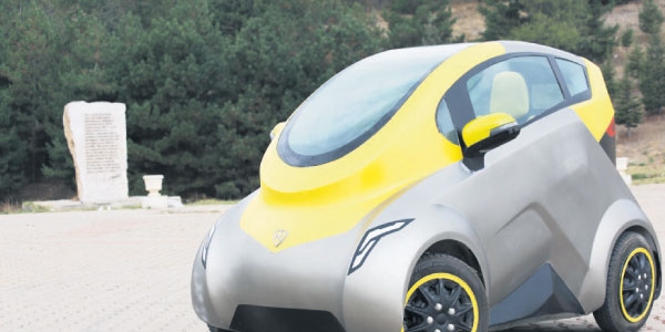 Teknokent'te yerli İHA ve elektrikli oto prototipleri üretildi
