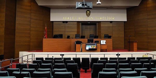 'Paralel Devlet Yap�lanmas�' davas�nda 5 ki�iye tahliye