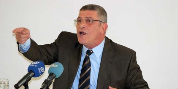 MHP Genel Ba�kan aday�ndan Bah�eli'ye: Defolun gidin