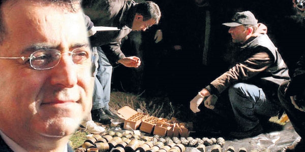 Poyrazk�y'deki silahlar emniyet deposundan ��kar�ld�