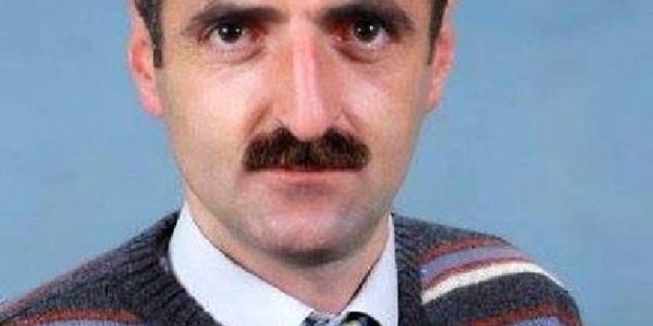 Mübaşir, kalp krizinden öldü