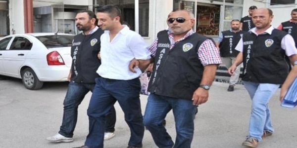 2 milyon lirayla ka�an banka personelleri yakaland�