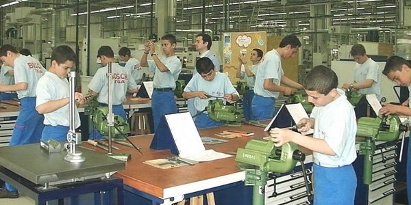 Mesleki eitimde baz alan ve dallar birletirilecek