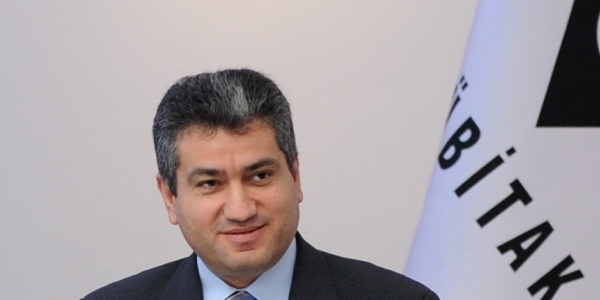 TÜBİTAK'ın eski Başkanı'na örgüt davası açıldı