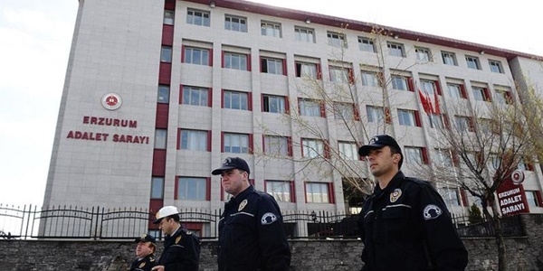 Sosyal medya paylaşımlarına hapis istemi