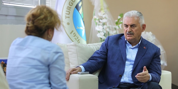 Binali Y�ld�r�m: Hafif bir ittirmeyle iktidar�z