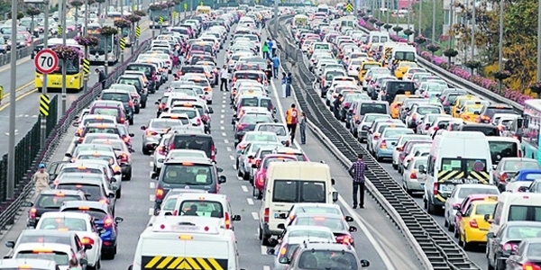 İstanbul'da bazı yollar trafiğe kapatılacak