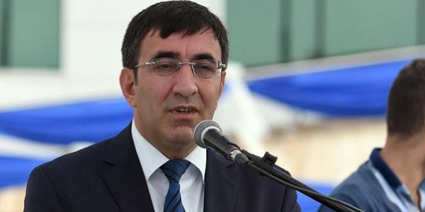'Terör saldırılarına inat kamu yatırımlarına devam edeceğiz'