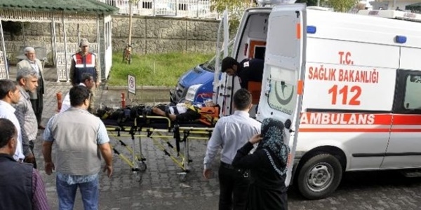 Öğrenci servisi kaza yaptı: 1'i ağır 8 yaralı