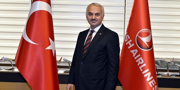 'Yeni havalimanı D-8'in de göz bebeği olacak'
