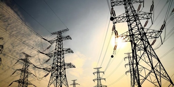 Gelecek yıl uygulanacak elektrik iletim ek ücreti belirlendi