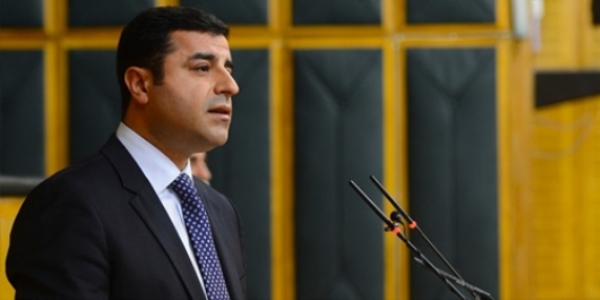 Batman'da izinsiz g�steri