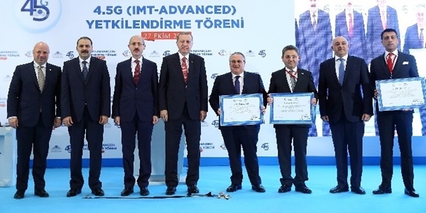 Şirketler 4,5G yetki belgesini aldı