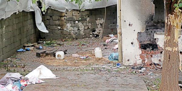 Diyarbakır'daki IŞİD operasyonunda canlı bomba karşılamış