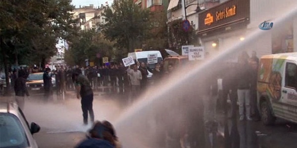 İpek Medya Grubu önünde gerginlik!