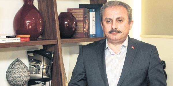 Şentop: Siyasete girmek çocukluk düşümdü