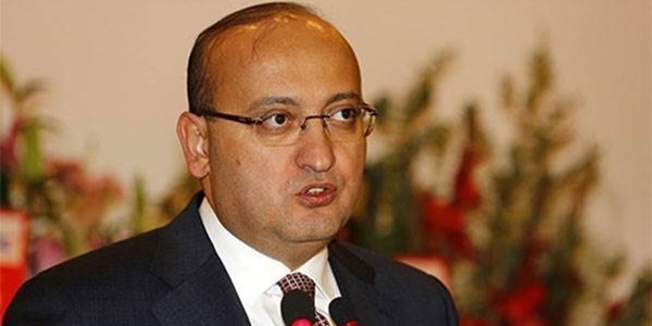 Akdoğan: Seçim günü vatandaşı tehdit eden bedelini öder