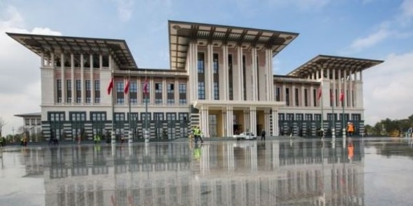 Cumhurbaşkanlığı: 600 vatandaşa yardım edildi