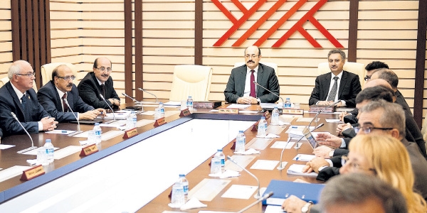 Vakıf Üniversitesi Yönetmelik taslağı askıya çıktı