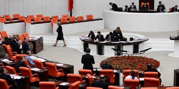 Kadın vekil sayısı 82'ye düştü
