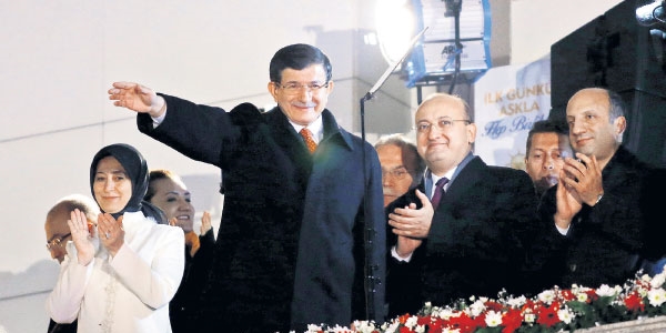 Gözler kurulacak yeni kabineye çevrildi