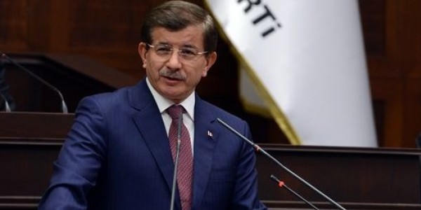 Başbakan Davutoğlu, AK Parti Seçim Strateji ekibini kabul etti