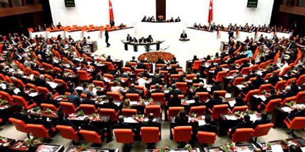 Başkanlık yeni Anayasa'da 'ana koşul' olmayacak