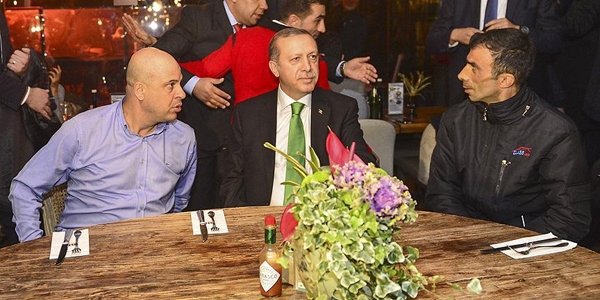 Erdoğan Sarıyer'de vatandaşlarla sohbet etti