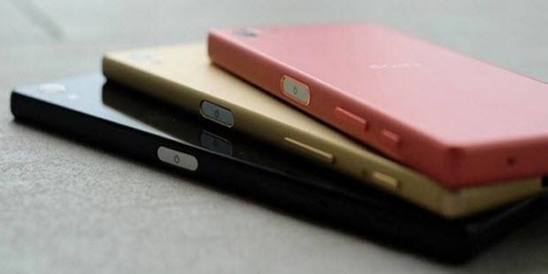 Sony'nin iki yeni telefonu Türkiye'de