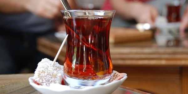 'Soğuk havada aşırı sıcak çay tüketilmemeli'