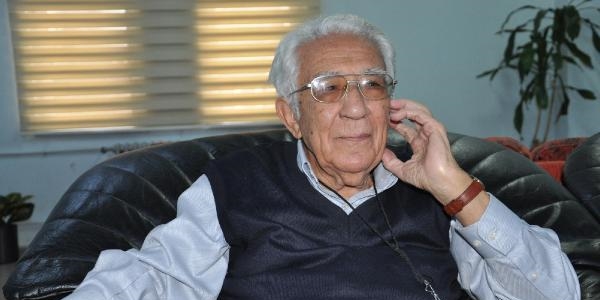 86 yaşındaki profesöre 'Yoklama kaçağı' işlemi