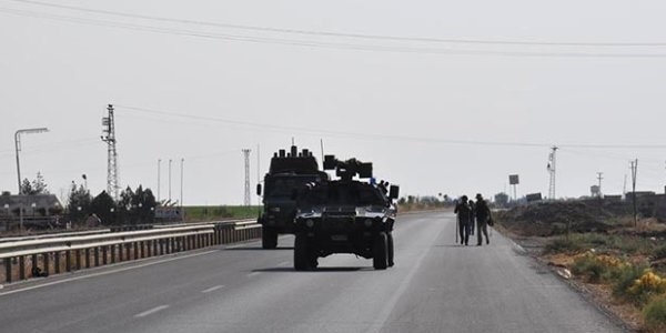 Cizre'de kaymakam saldırıdan kıl payı kurtuldu!
