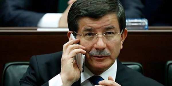 ABD Başkanı Obama, Davutoğlu'nu arayarak tebrik etti