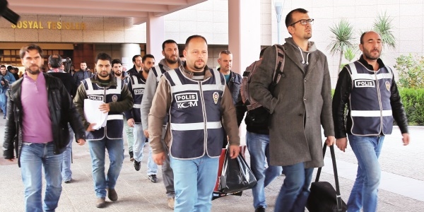 Casusluk, yapan polisler komiser yapılmış