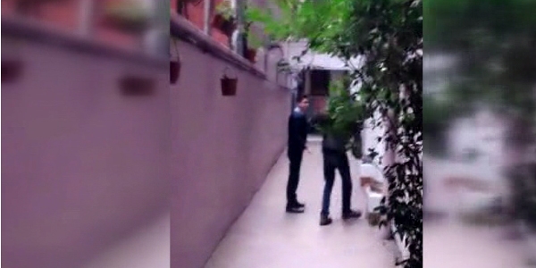 Polis üniversite öğrencilerini böyle tokatladı! / Video