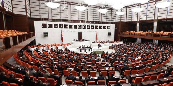 17 Kasım'da 'yemin', 28'inde 'güvenoyu