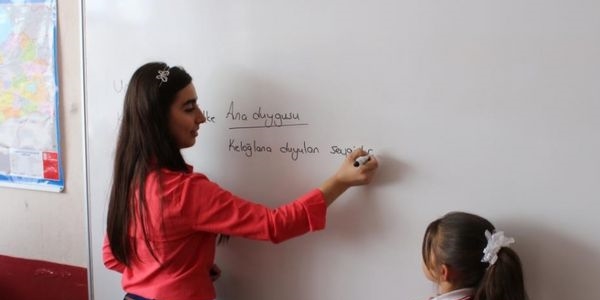 Yeni öğretmen, 'usta'nın yanında 3.5 ay staj yapacak