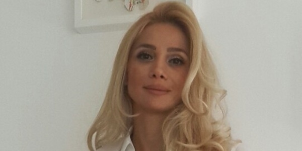 Saç dökülmesinin nedeni mutlaka araştırılmalı