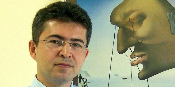 'Özçekim modası estetik yaptırma yaşını düşürdü'