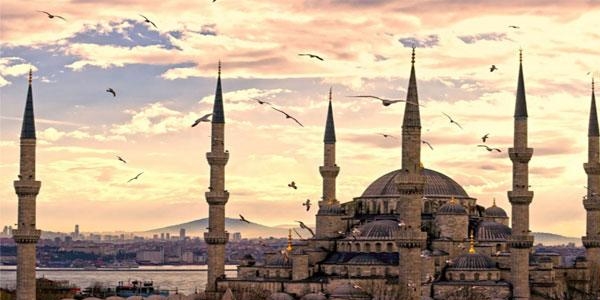 İstanbul'da Cuma Namazı'na memur ayarı