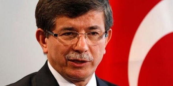 Davutoğlu: Saldırının hedefi tüm insanlıktır