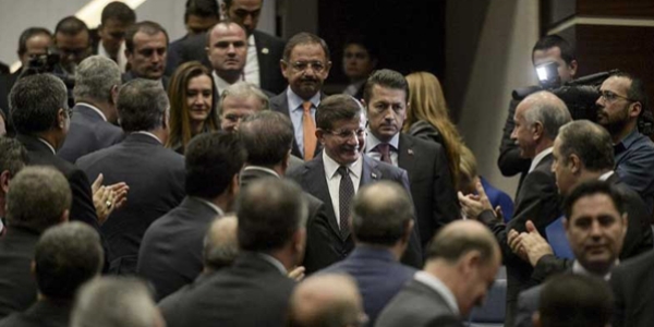 Davutoğlu'ndan mal varlığı uyarısı