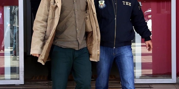 Kars'ta ter�r operasyonu: 11 g�zalt�