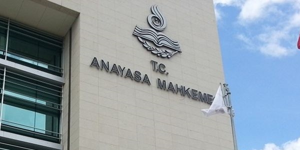 AYM: İçe kapanık diye intihar diyemezsin