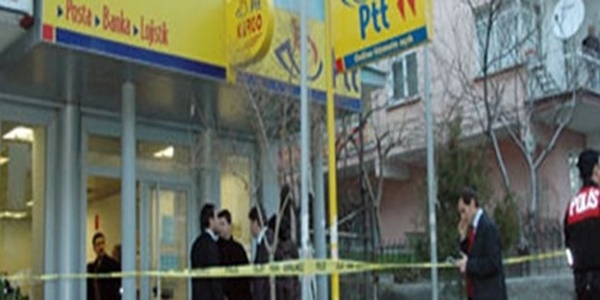 PTT'nin kasasındaki 7 bin lirayı çaldılar
