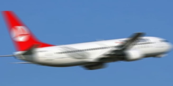 THY u�a�� Roma'ya acil ini� yapt�