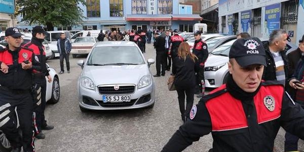 Hastanede doktoru öldürüp kendini 5. kattan attı!