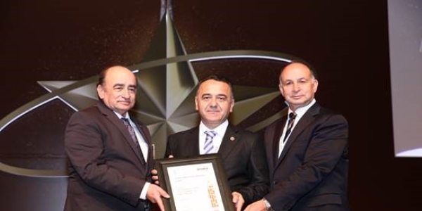TBMM'ye 'Mükemmellikte Kararlılık' ödülü