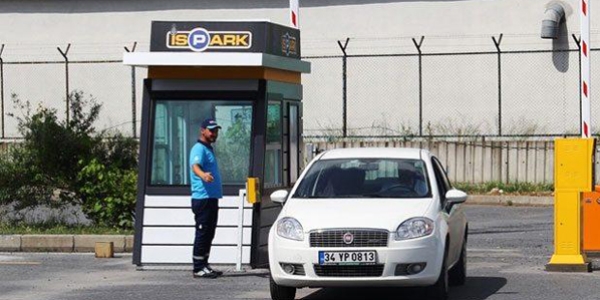 Taksi, minibüs ve dolmuş durakları İSPARK'a emanet